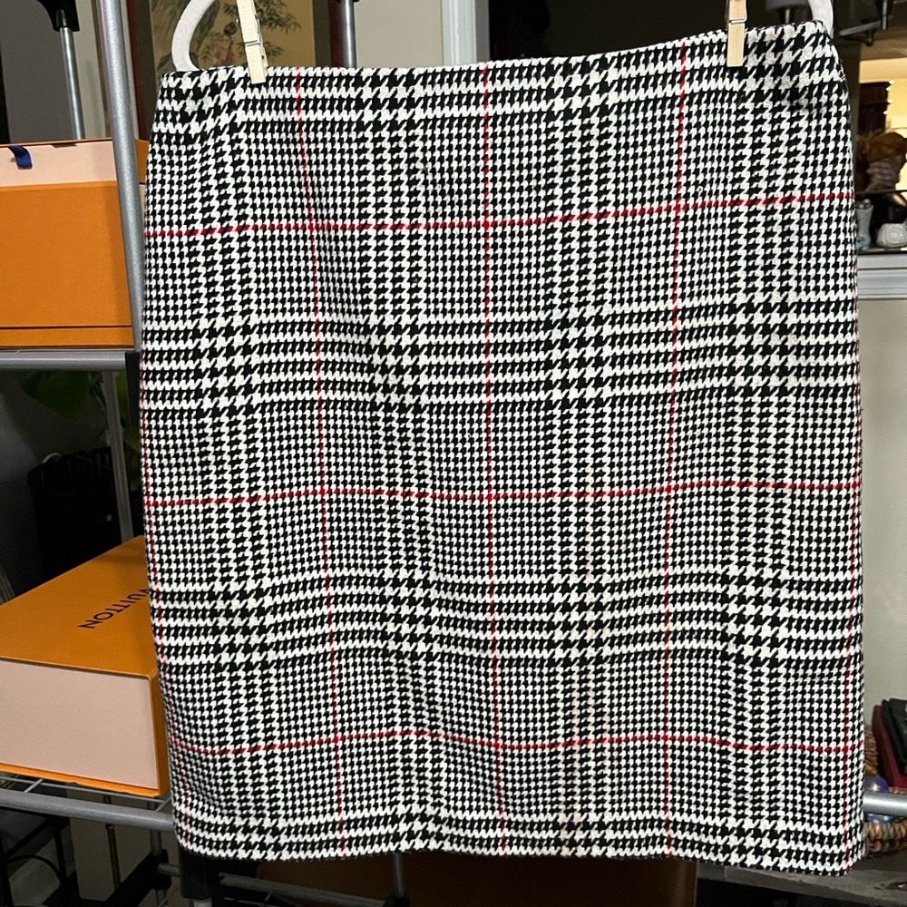 Talbots Classic Houndstooth‎ Skirt